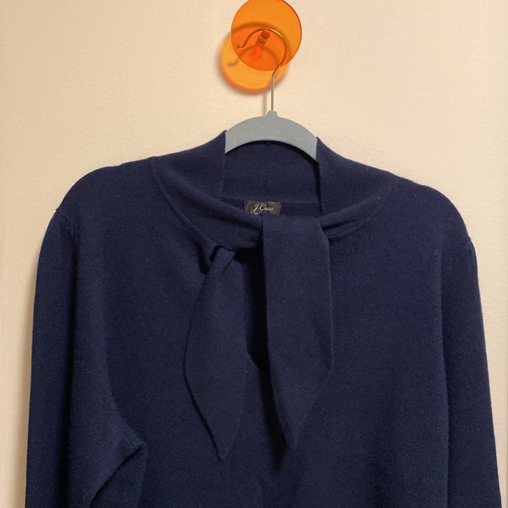 Beautiful Navy Cashmere sweater